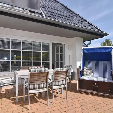Holiday home Terpstich 136 *